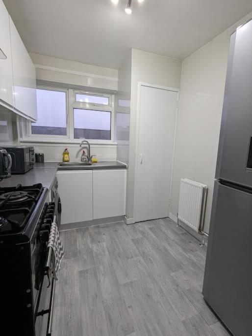 3 Bedroom Sleeps 8 Appartement Édimbourg