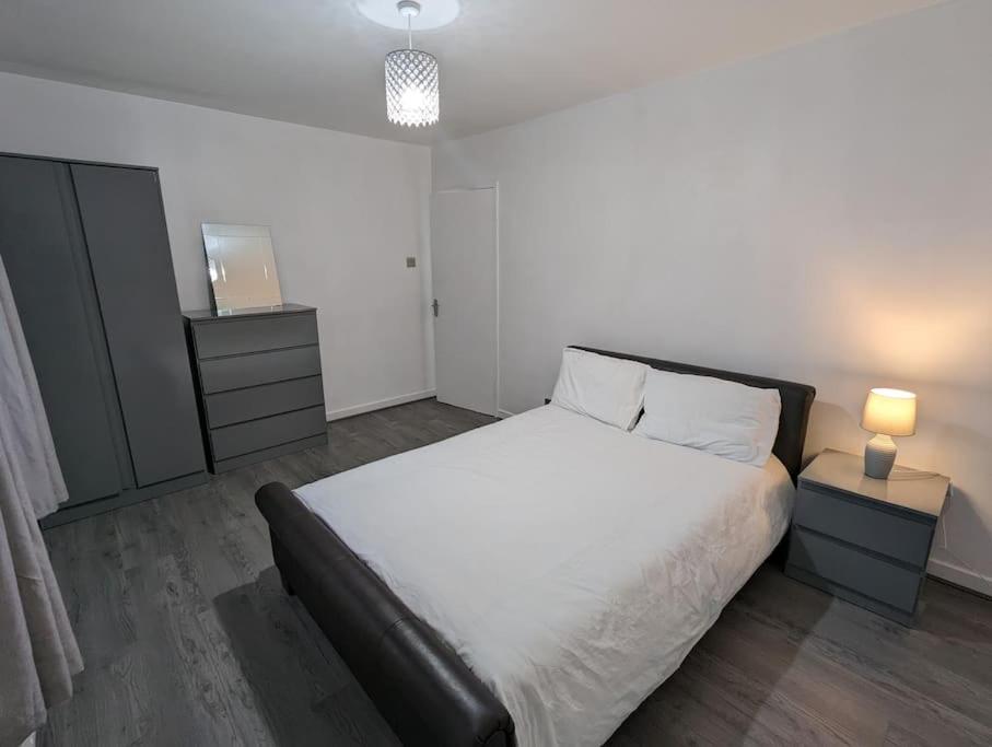 3 Bedroom Sleeps 8 Appartement